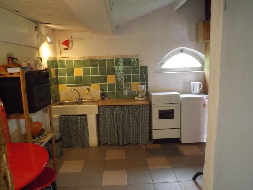 Chambre D'Hotes Oeuil De Bouc Madiran Exterior foto
